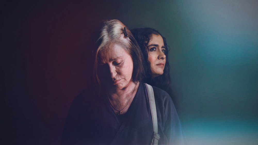 Elena Biết - Elena Knows